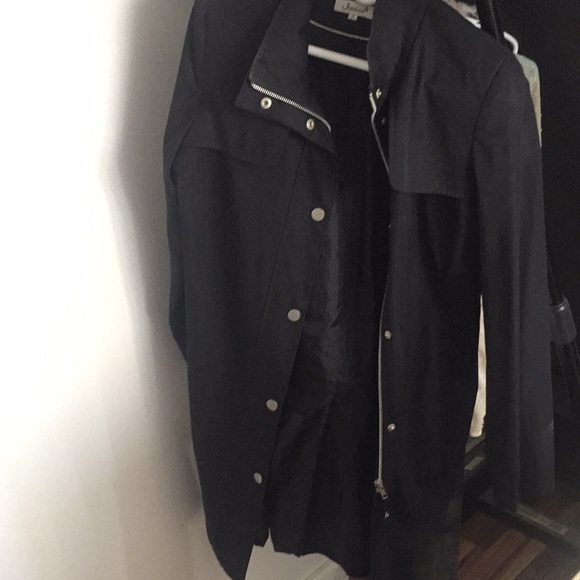 Black spring fall trench coat - Picture 1 of 2